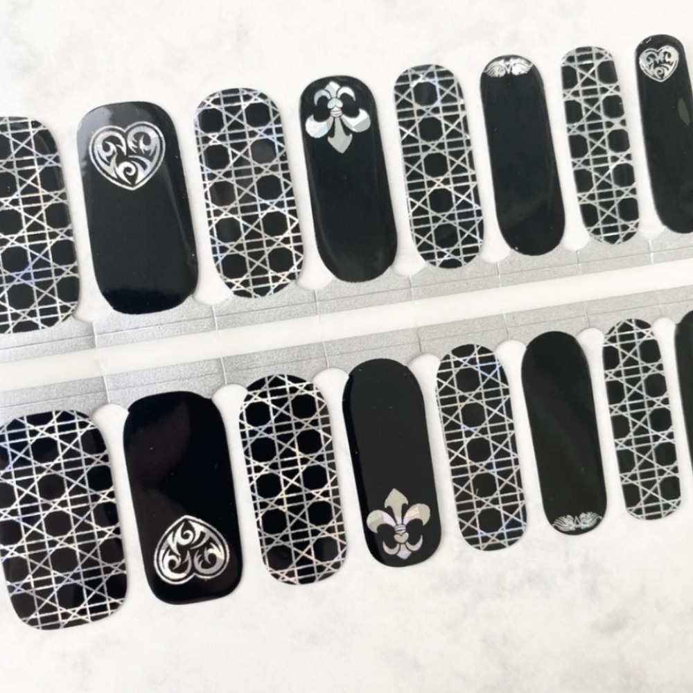 5 for $15 Nail Wrap - Chrome Fleur De Lis
